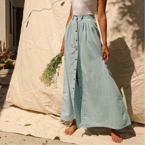 LuLu’s Baez Blue Chambray Maxi Skirt